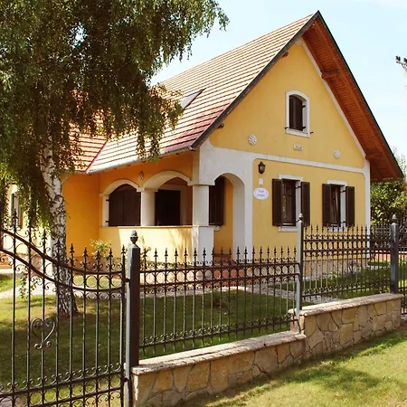 Casa de hóspedes Vazul Vászoly